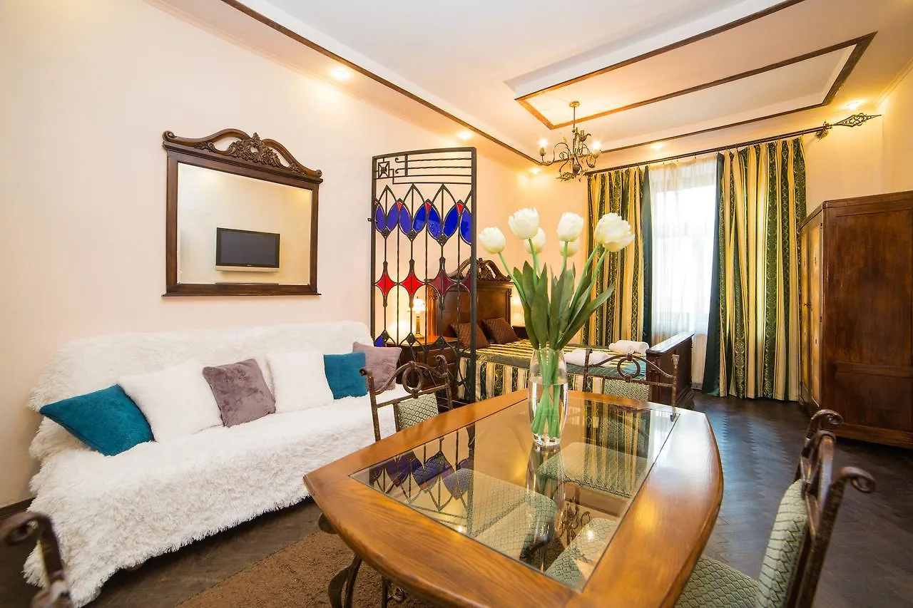 לבוב Kraft Boutique Apart-Hotel מלון